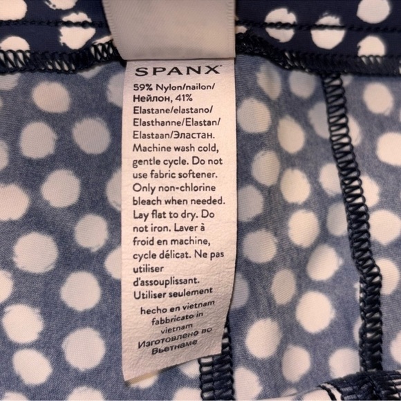 SPANX Sunshine 10” Bermuda Shorts - Picture 4 of 5